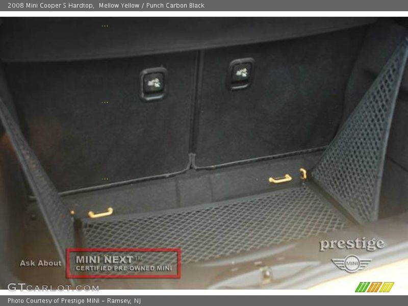 Mellow Yellow / Punch Carbon Black 2008 Mini Cooper S Hardtop