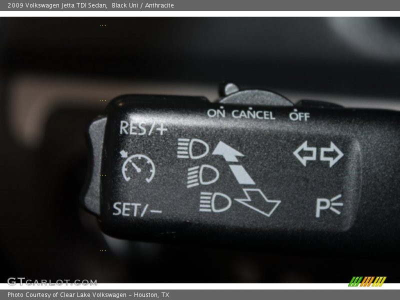 Black Uni / Anthracite 2009 Volkswagen Jetta TDI Sedan