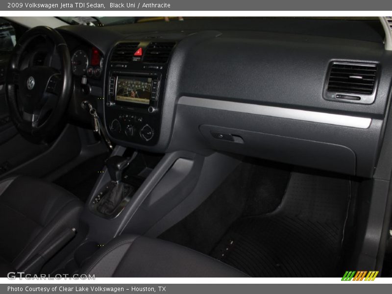 Black Uni / Anthracite 2009 Volkswagen Jetta TDI Sedan