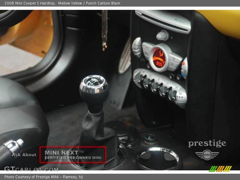 Mellow Yellow / Punch Carbon Black 2008 Mini Cooper S Hardtop