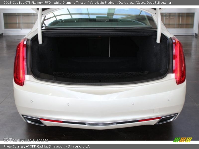 White Diamond Tricoat / Very Light Platinum/Dark Urban/Cocoa Opus Full Leather 2013 Cadillac XTS Platinum FWD