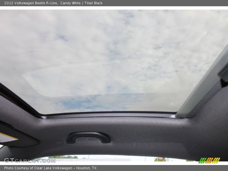 Sunroof of 2013 Beetle R-Line