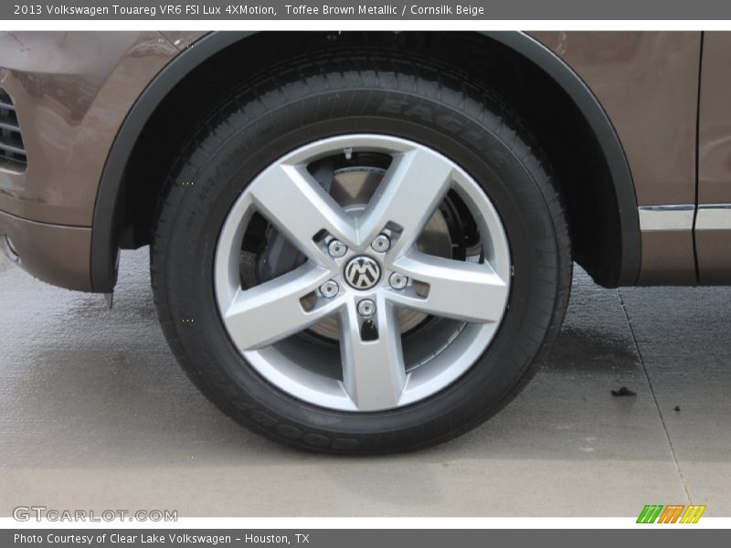 Toffee Brown Metallic / Cornsilk Beige 2013 Volkswagen Touareg VR6 FSI Lux 4XMotion