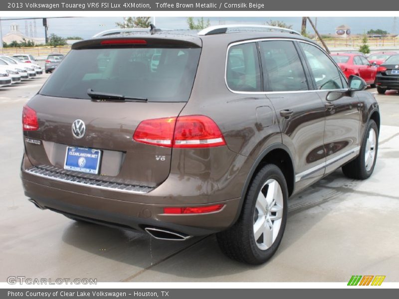 Toffee Brown Metallic / Cornsilk Beige 2013 Volkswagen Touareg VR6 FSI Lux 4XMotion