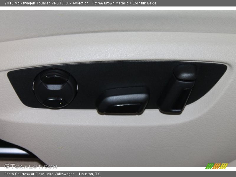 Toffee Brown Metallic / Cornsilk Beige 2013 Volkswagen Touareg VR6 FSI Lux 4XMotion