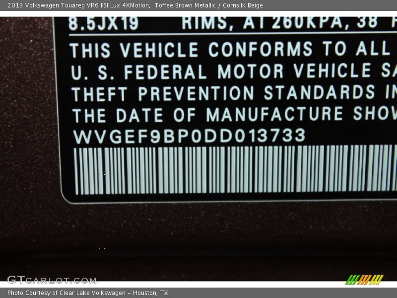 Toffee Brown Metallic / Cornsilk Beige 2013 Volkswagen Touareg VR6 FSI Lux 4XMotion