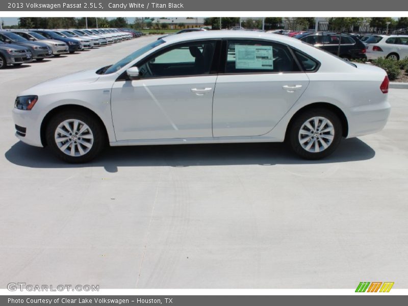 Candy White / Titan Black 2013 Volkswagen Passat 2.5L S