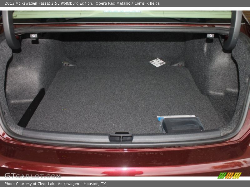 Opera Red Metallic / Cornsilk Beige 2013 Volkswagen Passat 2.5L Wolfsburg Edition