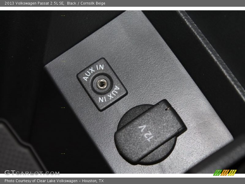 Black / Cornsilk Beige 2013 Volkswagen Passat 2.5L SE