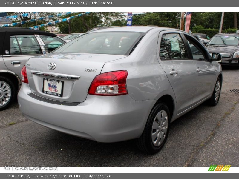 Silver Streak Mica / Dark Charcoal 2009 Toyota Yaris S Sedan