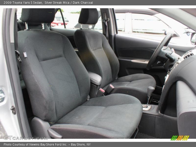 Silver Streak Mica / Dark Charcoal 2009 Toyota Yaris S Sedan