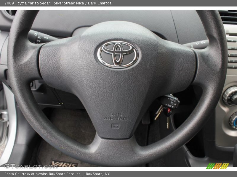 Silver Streak Mica / Dark Charcoal 2009 Toyota Yaris S Sedan