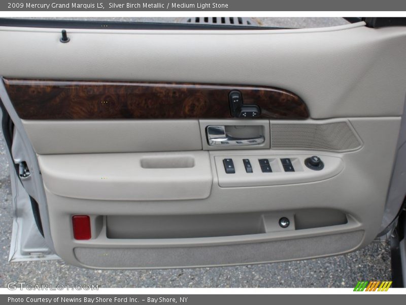 Door Panel of 2009 Grand Marquis LS