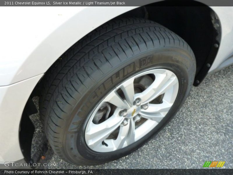 Silver Ice Metallic / Light Titanium/Jet Black 2011 Chevrolet Equinox LS