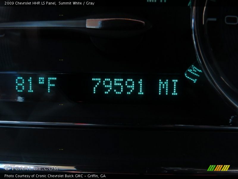 Summit White / Gray 2009 Chevrolet HHR LS Panel