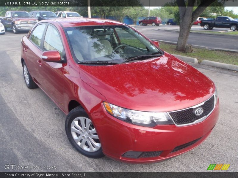 Front 3/4 View of 2010 Forte EX