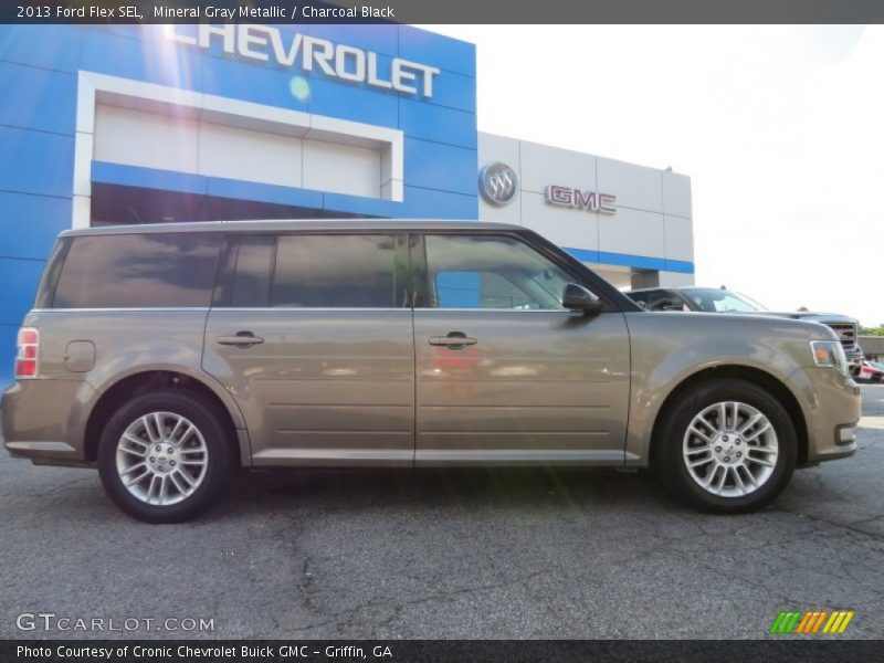 Mineral Gray Metallic / Charcoal Black 2013 Ford Flex SEL