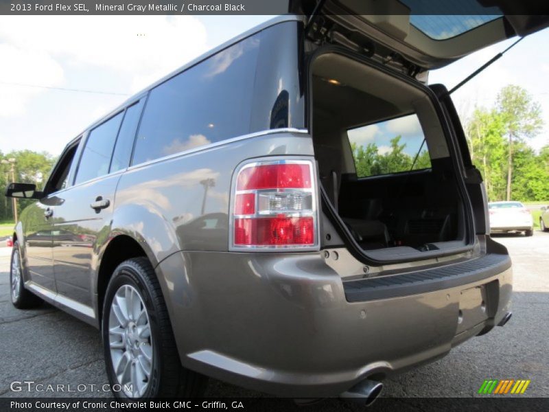 Mineral Gray Metallic / Charcoal Black 2013 Ford Flex SEL