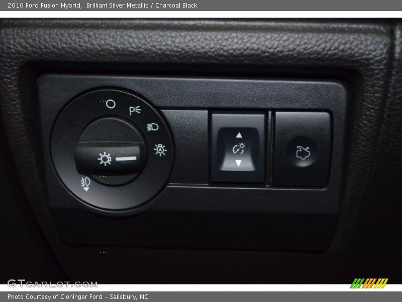 Brilliant Silver Metallic / Charcoal Black 2010 Ford Fusion Hybrid