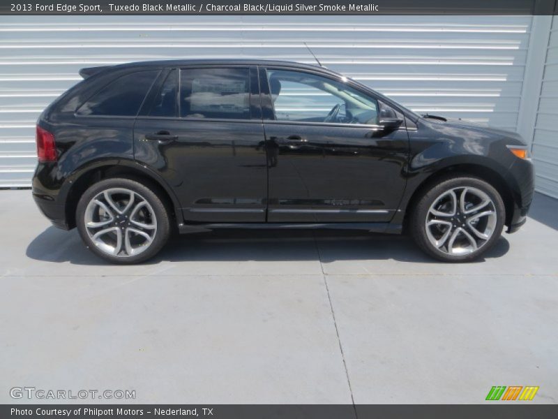 Tuxedo Black Metallic / Charcoal Black/Liquid Silver Smoke Metallic 2013 Ford Edge Sport