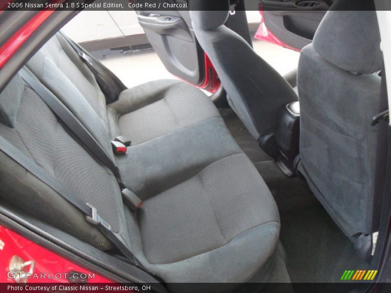 Code Red / Charcoal 2006 Nissan Sentra 1.8 S Special Edition
