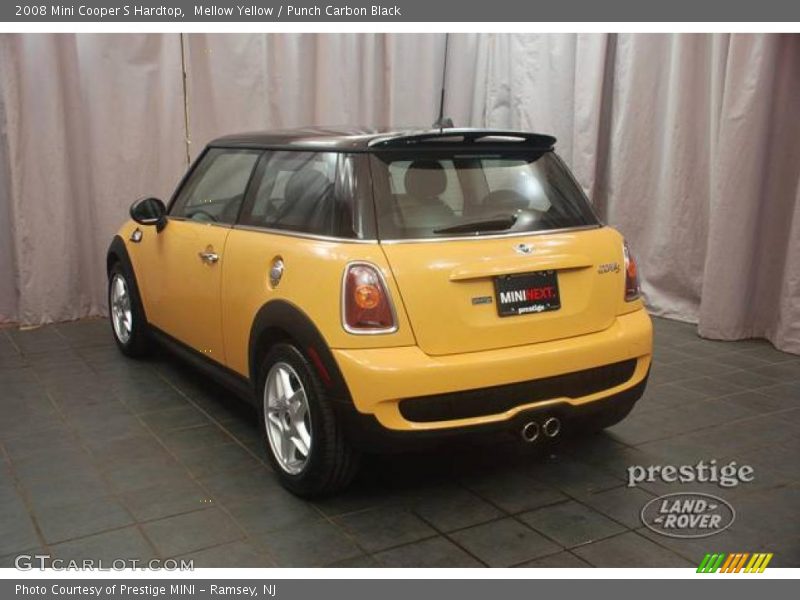 Mellow Yellow / Punch Carbon Black 2008 Mini Cooper S Hardtop