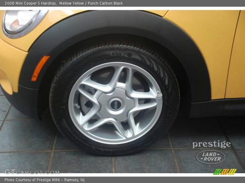 Mellow Yellow / Punch Carbon Black 2008 Mini Cooper S Hardtop