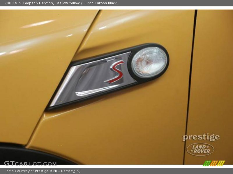 Mellow Yellow / Punch Carbon Black 2008 Mini Cooper S Hardtop