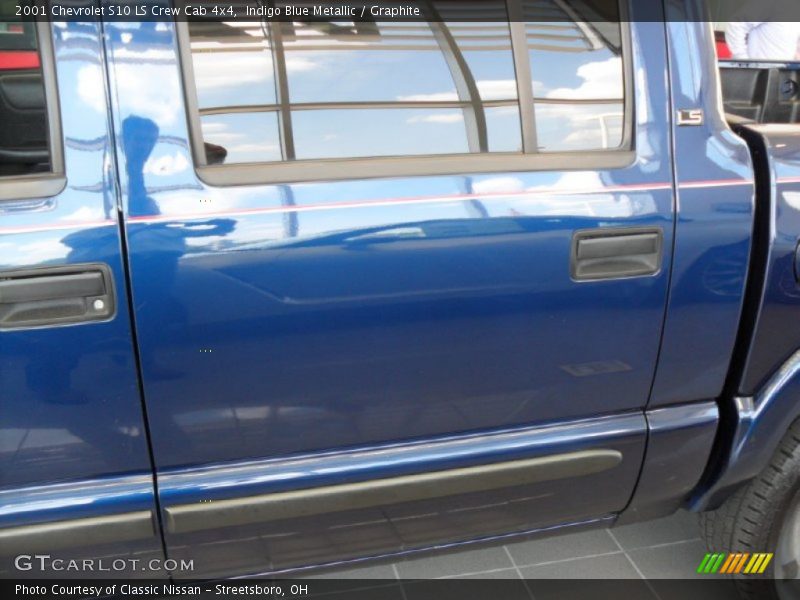Indigo Blue Metallic / Graphite 2001 Chevrolet S10 LS Crew Cab 4x4
