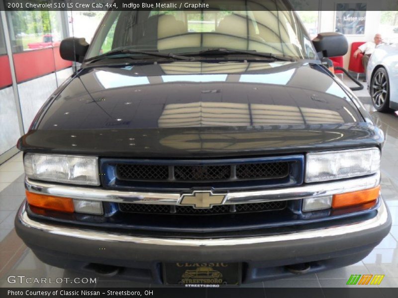Indigo Blue Metallic / Graphite 2001 Chevrolet S10 LS Crew Cab 4x4