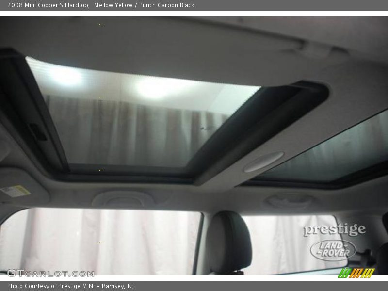 Mellow Yellow / Punch Carbon Black 2008 Mini Cooper S Hardtop