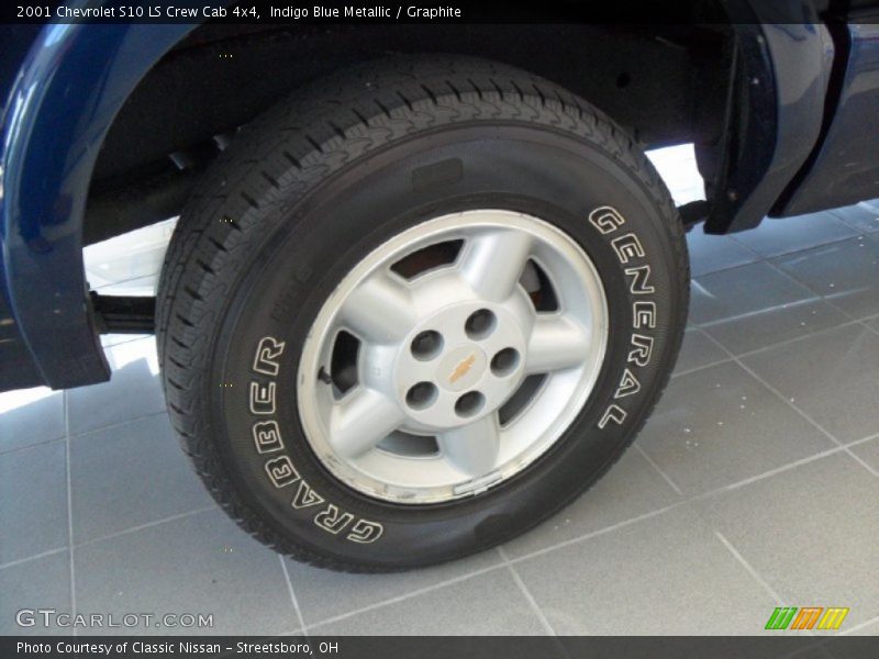 Indigo Blue Metallic / Graphite 2001 Chevrolet S10 LS Crew Cab 4x4