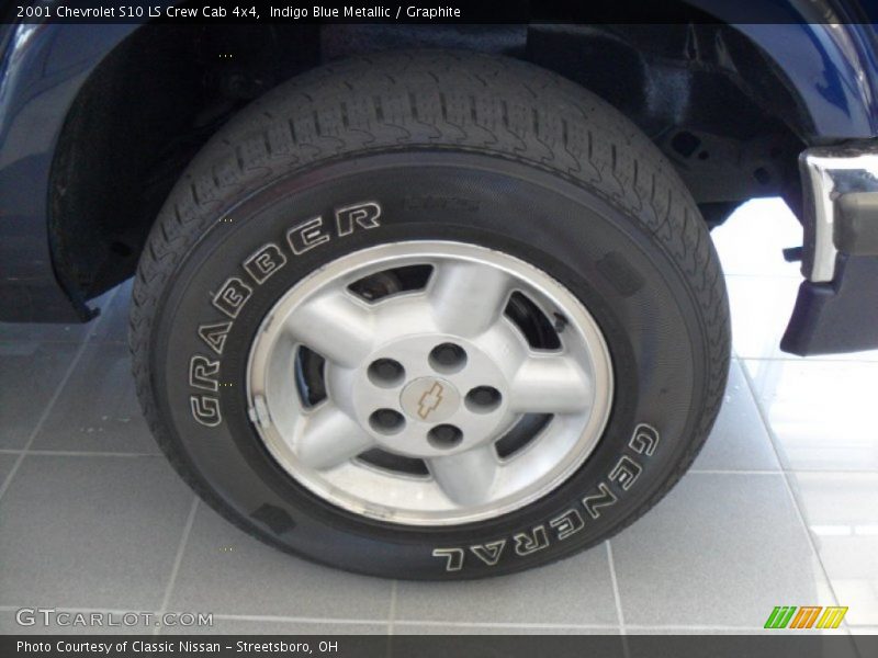 Indigo Blue Metallic / Graphite 2001 Chevrolet S10 LS Crew Cab 4x4