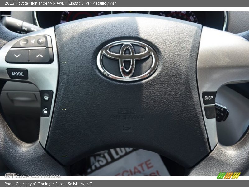 Classic Silver Metallic / Ash 2013 Toyota Highlander V6 4WD