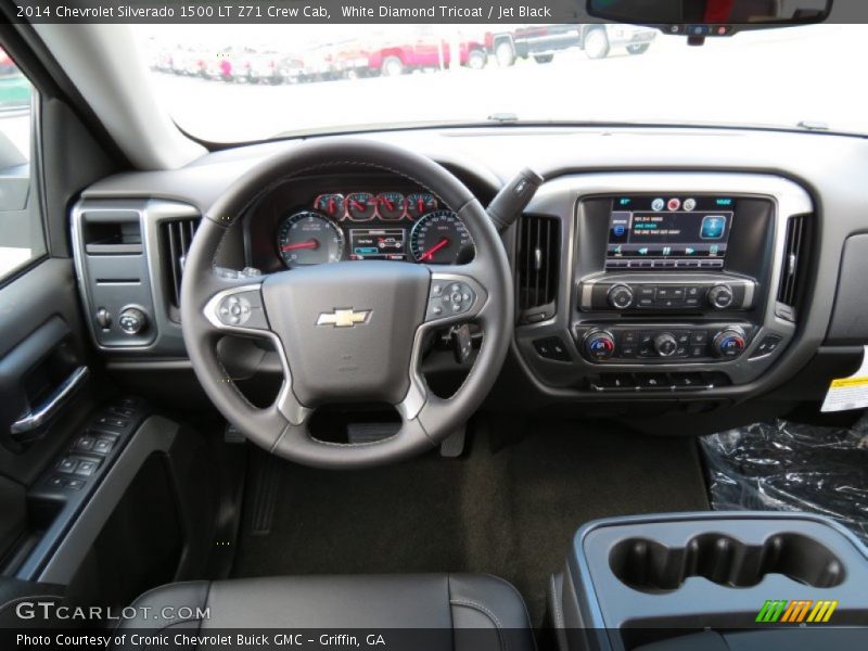 Dashboard of 2014 Silverado 1500 LT Z71 Crew Cab