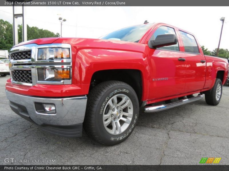 Front 3/4 View of 2014 Silverado 1500 LT Crew Cab