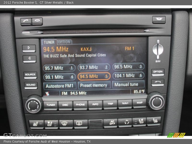 Controls of 2012 Boxster S