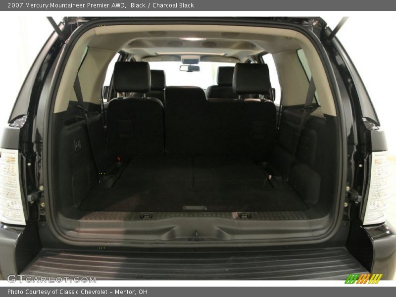 Black / Charcoal Black 2007 Mercury Mountaineer Premier AWD