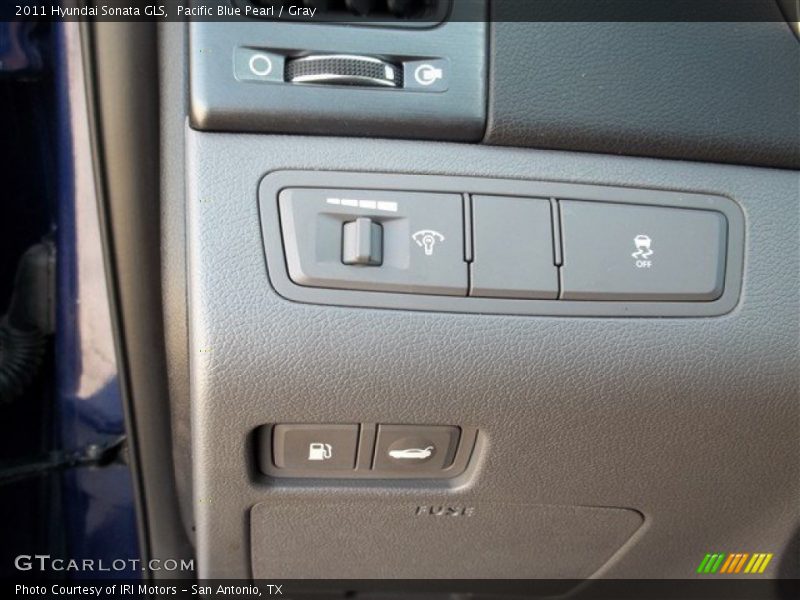 Pacific Blue Pearl / Gray 2011 Hyundai Sonata GLS