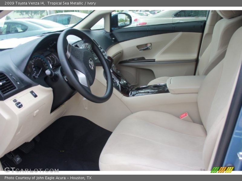  2009 Venza I4 Ivory Interior