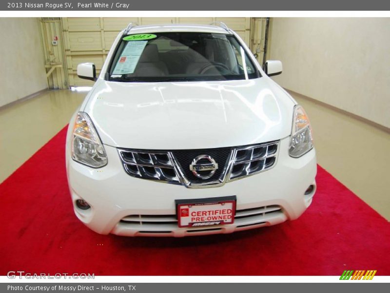 Pearl White / Gray 2013 Nissan Rogue SV