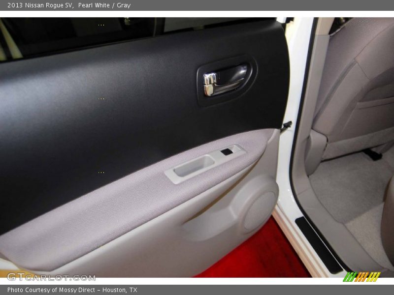 Pearl White / Gray 2013 Nissan Rogue SV