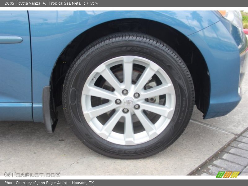 Tropical Sea Metallic / Ivory 2009 Toyota Venza I4