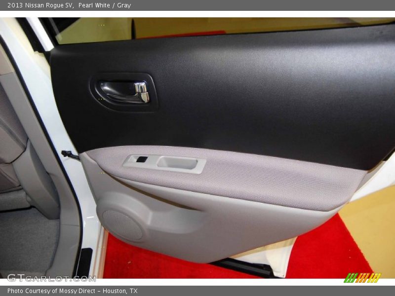 Pearl White / Gray 2013 Nissan Rogue SV