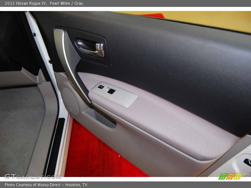 Pearl White / Gray 2013 Nissan Rogue SV