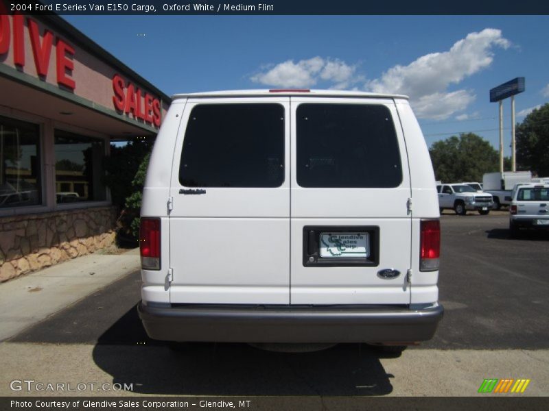Oxford White / Medium Flint 2004 Ford E Series Van E150 Cargo