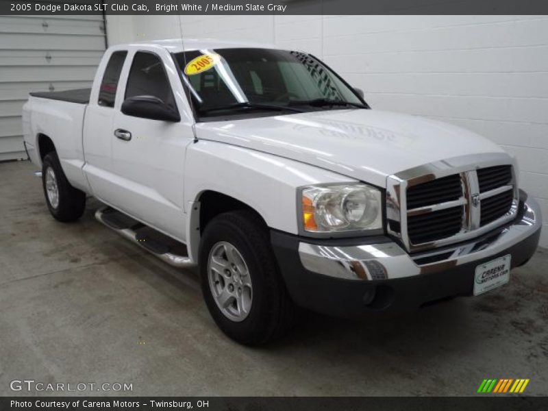 Bright White / Medium Slate Gray 2005 Dodge Dakota SLT Club Cab