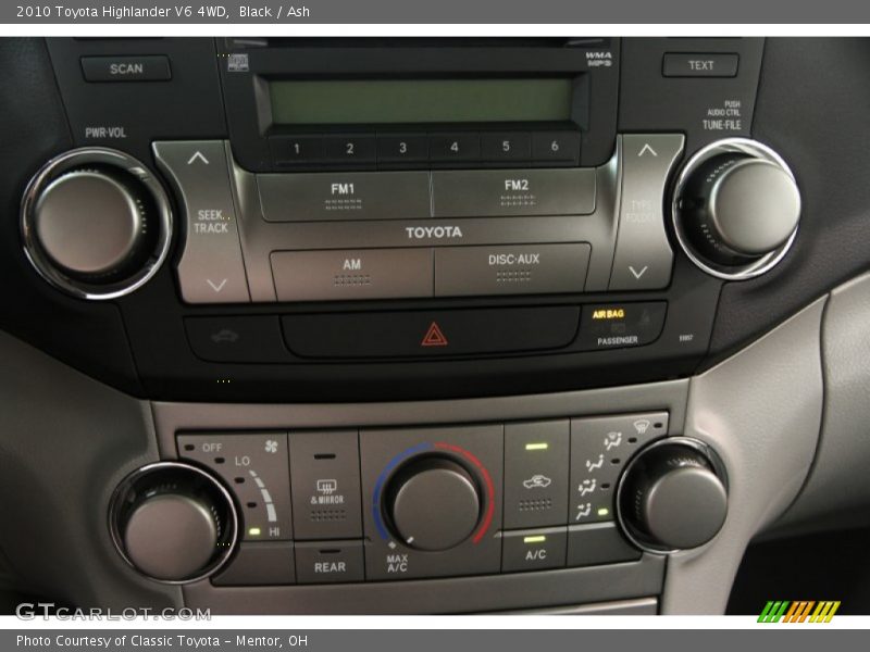 Black / Ash 2010 Toyota Highlander V6 4WD