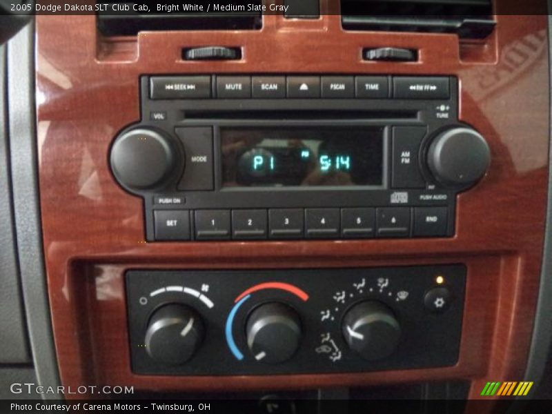 Bright White / Medium Slate Gray 2005 Dodge Dakota SLT Club Cab