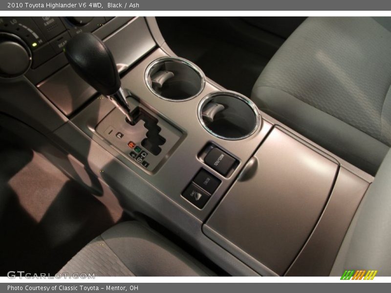 Black / Ash 2010 Toyota Highlander V6 4WD